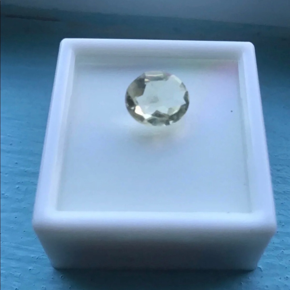 Citrine gemstone yellow